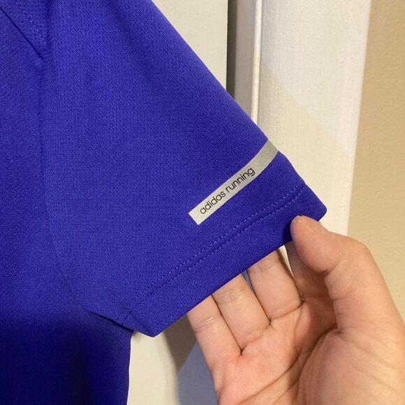 #35Adidas Running Shirt, Size Large - Picture 2 of 6